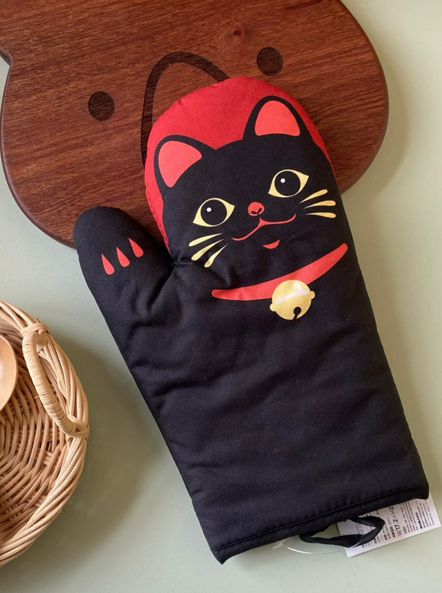 Lucky Cat Oven Gloves