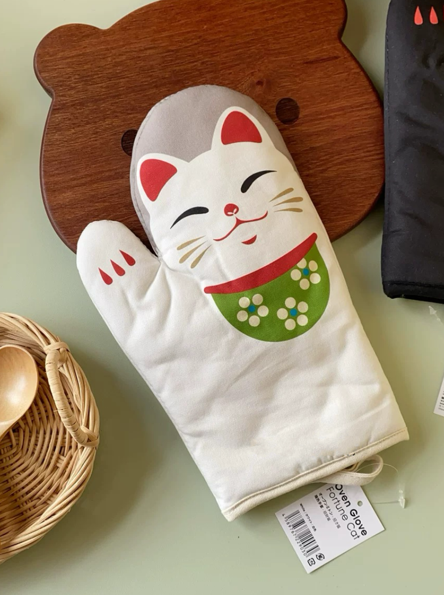 Lucky Cat Oven Gloves