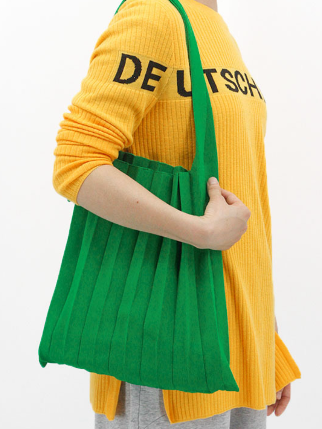 Essential Knit tote bag