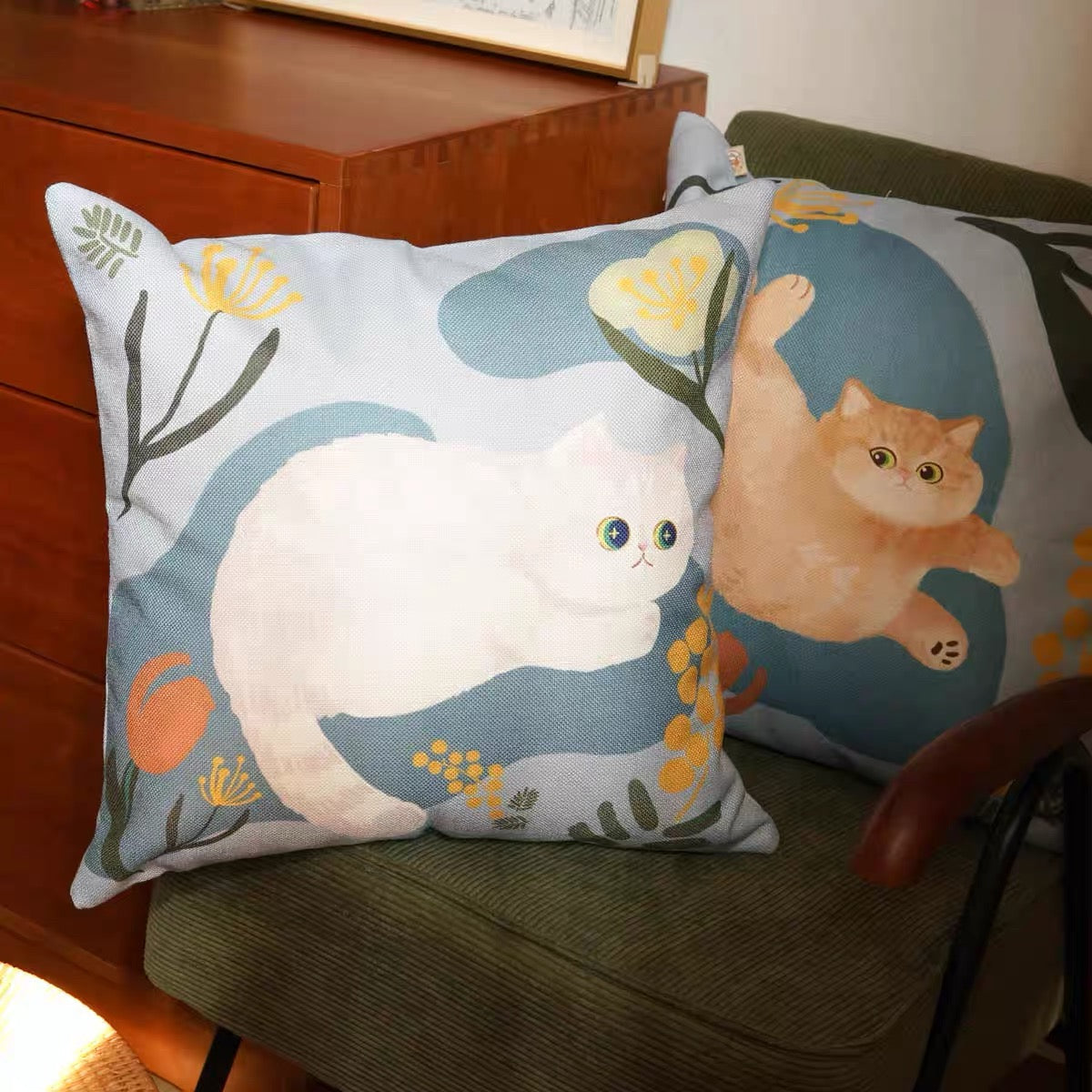 Mewji Cat Cushion 45cm x 45cm (Newtown store Pick Up Only)